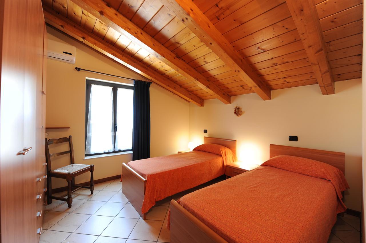 Casa Vacanze Dalmolin Hotel Valeggio sul Mincio Bagian luar foto