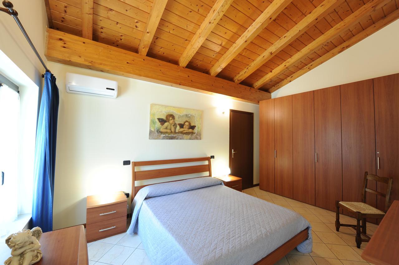 Casa Vacanze Dalmolin Hotel Valeggio sul Mincio Bagian luar foto